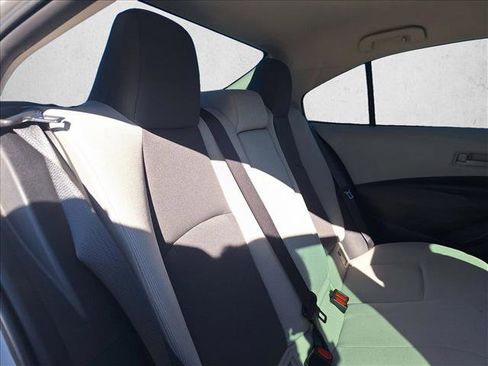 Certified 2022 Toyota Corolla LE image 18