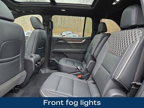 Used 2025 GMC Acadia Denali w/ LPO, Floor Liner Package AWD/4WD image 21