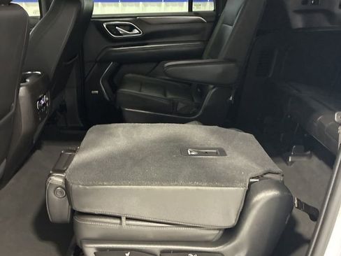 Used 2021 Chevrolet Suburban Z71 w/ Z71 Off-Road Package image 40