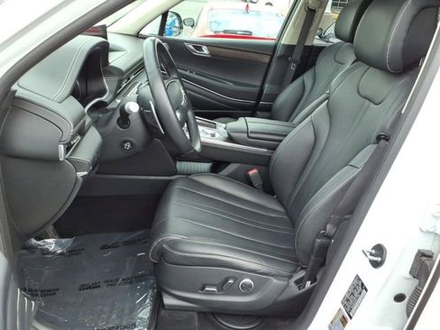 Used 2024 Genesis GV80 2.5T AWD/4WD image 4