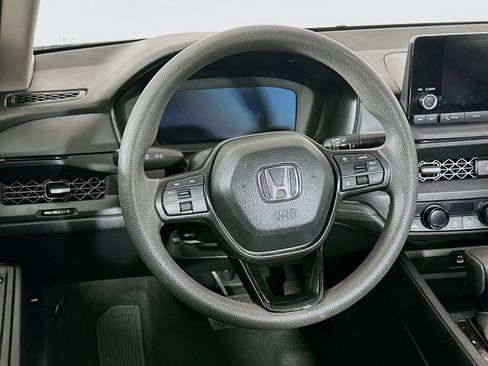 Used 2024 Honda Accord EX image 17