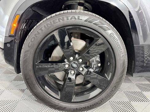 Used 2023 Land Rover Defender 90 V8 image 29