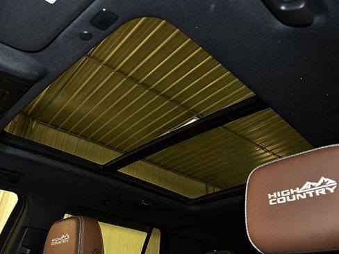 Used 2022 Chevrolet Tahoe High Country image 26