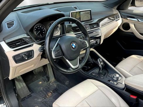 Used 2021 BMW X1 xDrive28i w/ Premium Package image 17