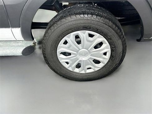 Used 2024 Ford Transit 250 Low Roof w/ Exterior Upgrade Package image 27