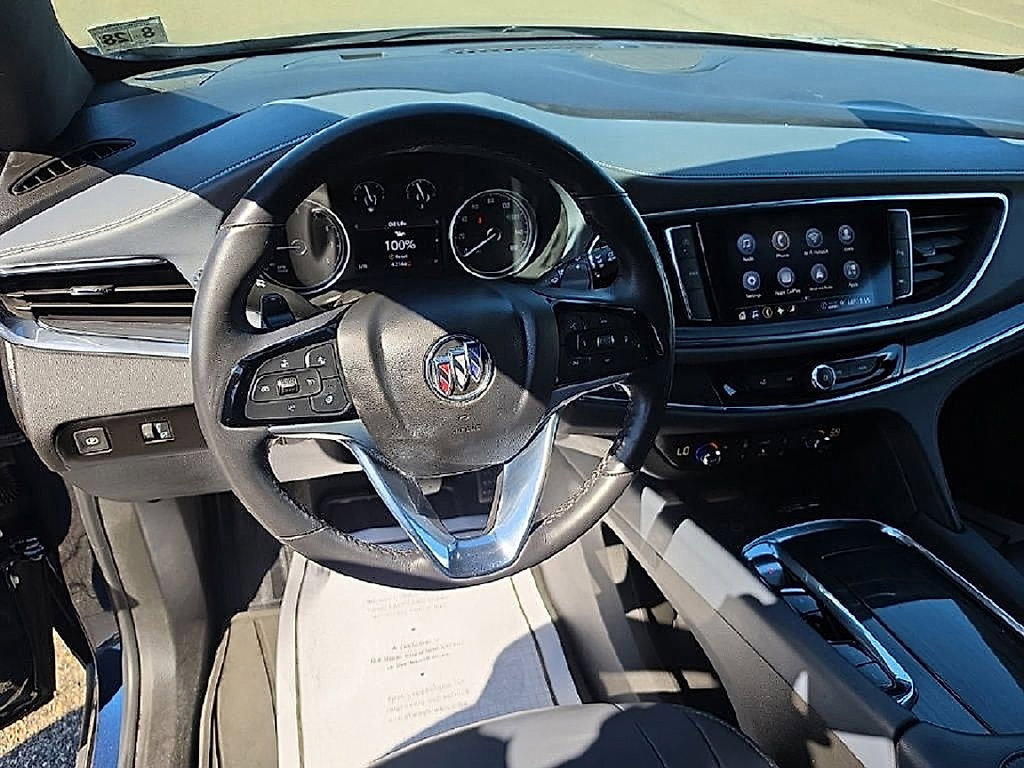 Used 2023 Buick Enclave Essence AWD/4WD image 27