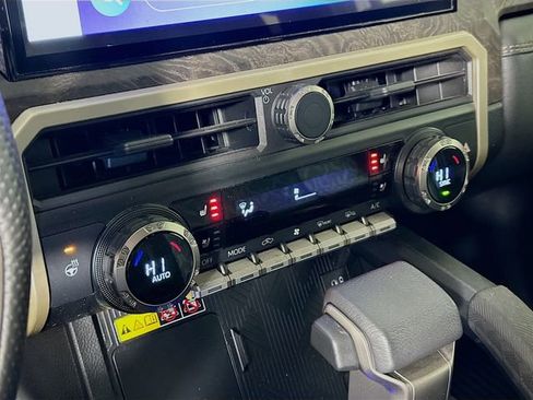 Used 2024 Toyota Tacoma Limited image 18