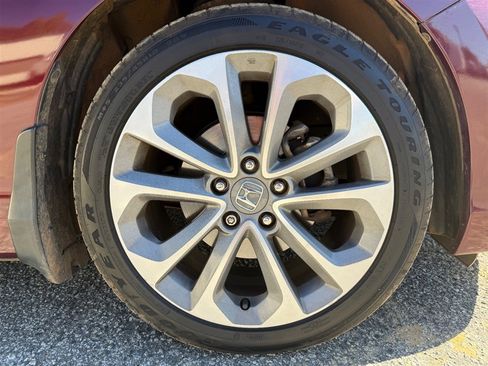 Used 2014 Honda Accord Sport image 31