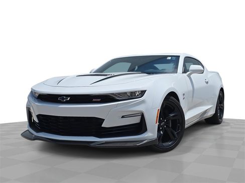 Certified 2020 Chevrolet Camaro SS image 1