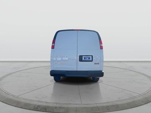 New 2025 GMC Savana 2500 w/ Driver Convenience Package RWD image 8