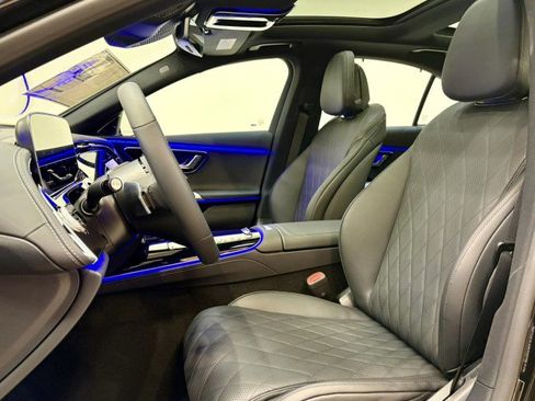 New 2026 Mercedes-Benz E 450 4MATIC Sedan image 8