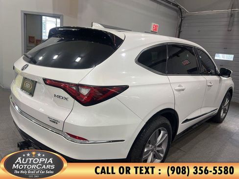 Used 2023 Acura MDX SH-AWD image 4