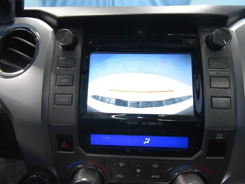 Used 2019 Toyota Tundra Limited w/ Limited Premium Package image 16