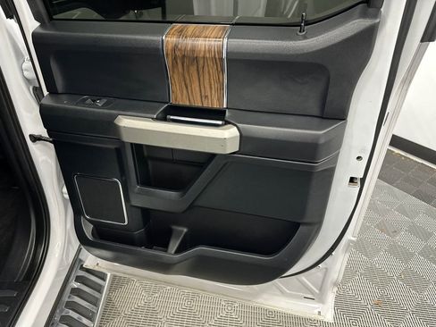 Used 2019 Ford F150 Lariat AWD/4WD image 18