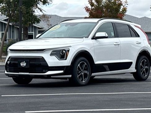 New 2026 Kia Niro SX image 8