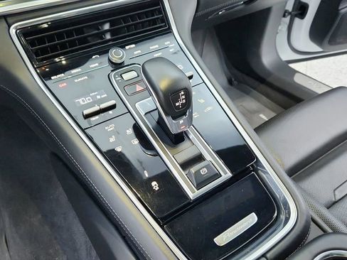 Used 2019 Porsche Panamera Turbo image 28