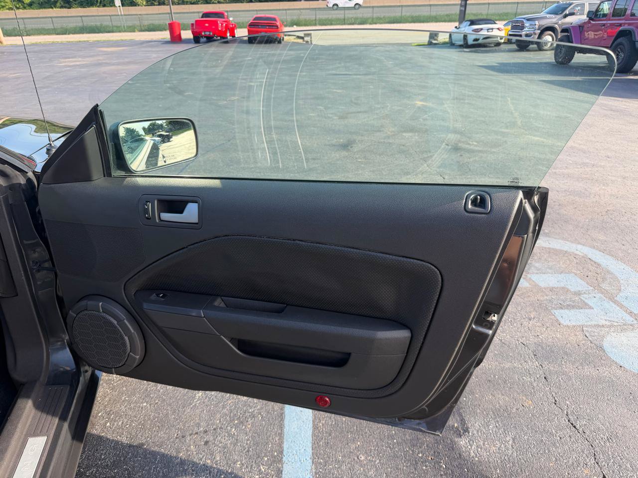 Used 2007 Ford Mustang GT RWD image 30
