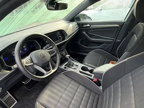 Used 2024 Volkswagen Jetta Sport FWD image 17