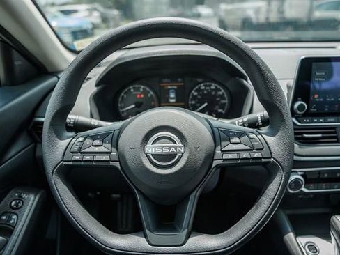 New 2025 Nissan Altima 2.5 S image 24