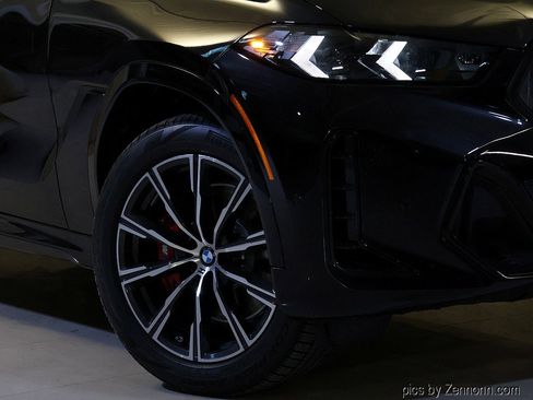 New 2026 BMW X6 xDrive40i w/ Climate Comfort Package image 3