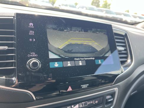 Used 2024 Honda Passport TrailSport image 39