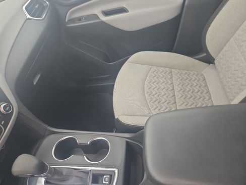 Used 2024 Chevrolet Equinox LS FWD image 21