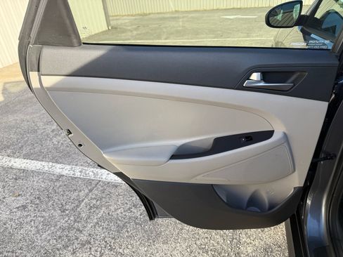 Used 2017 Hyundai Tucson SE image 15