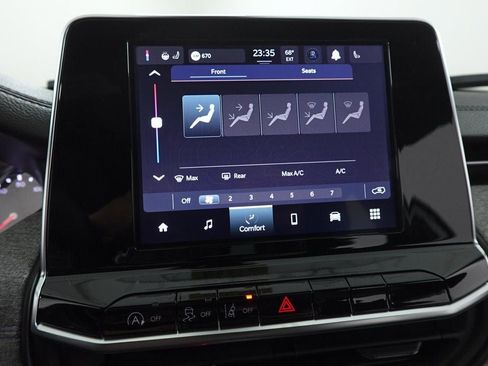 New 2026 Jeep Compass Latitude image 18