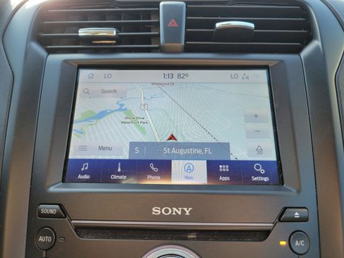 Used 2020 Ford Fusion Titanium image 7