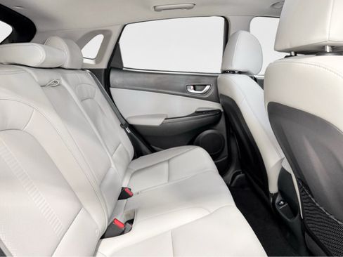 Used 2023 Hyundai Kona Limited w/ Cargo Package FWD image 22