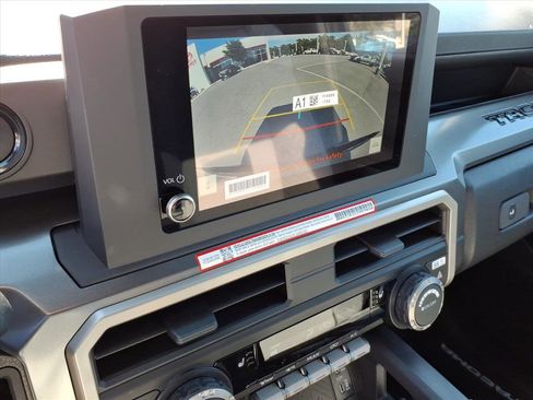New 2026 Toyota Tacoma SR5 AWD/4WD image 19
