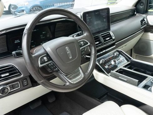 Used 2020 Lincoln Navigator Black Label AWD/4WD image 5