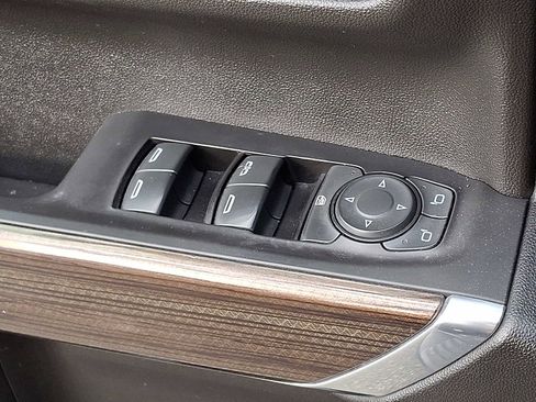 Used 2021 Chevrolet Silverado 1500 LT Trail Boss w/ Convenience Package II image 25