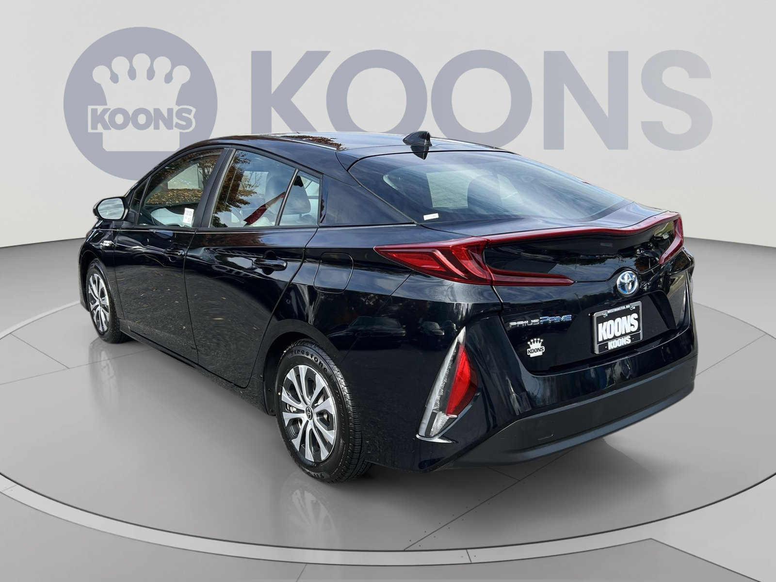 Used 2021 Toyota Prius Prime LE FWD image 4