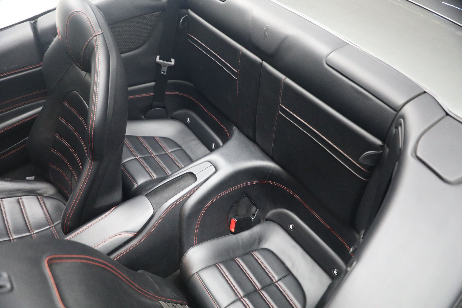 Certified 2015 Ferrari California T RWD image 17