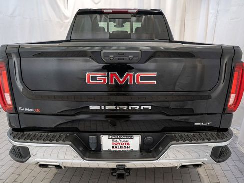 Used 2022 GMC Sierra 1500 SLT w/ SLT Premium Plus Package image 5