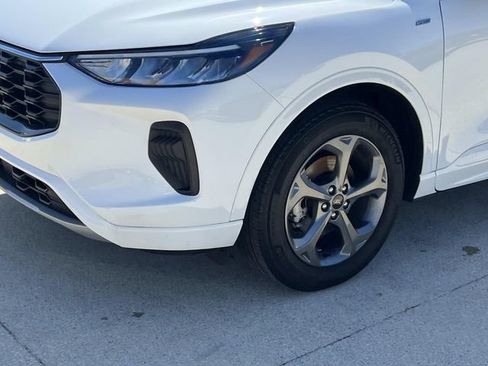 Certified 2023 Ford Escape ST-Line w/ Tech Pack #1 image 8