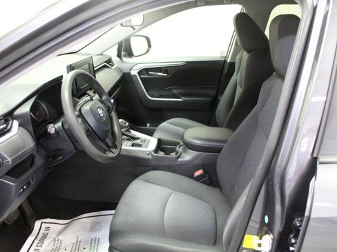 Used 2020 Toyota RAV4 XLE w/ All Weather Liner Package image 17