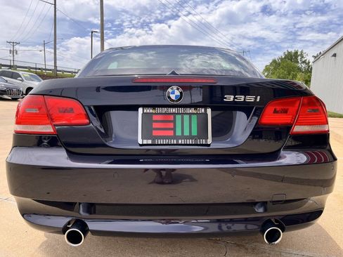 Used 2010 BMW 335i Convertible RWD image 11