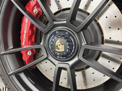Used 2022 Porsche 911 Carrera GTS RWD image 16