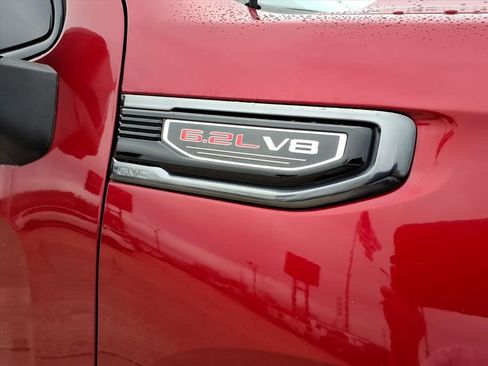 Used 2023 GMC Sierra 1500 AT4 w/ Technology Package image 10