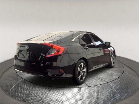 Used 2019 Honda Civic LX image 2