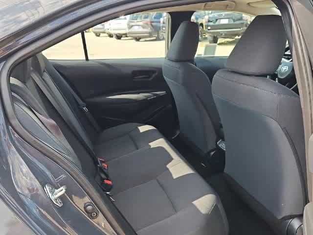 Used 2025 Toyota Corolla LE FWD image 17