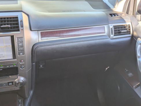 Used 2019 Lexus GX 460 image 15