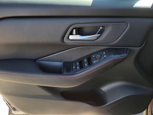 New 2026 Nissan Rogue SV AWD/4WD image 19