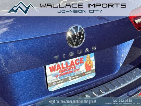 Certified 2022 Volkswagen Tiguan SE image 1