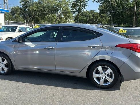 Used 2013 Hyundai Elantra GLS w/ Preferred Pkg FWD image 10