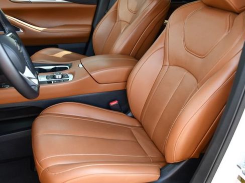 Used 2025 INFINITI QX60 Sensory w/ Vision Package AWD/4WD image 17