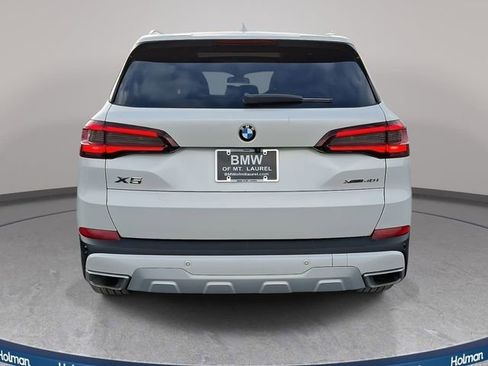Used 2021 BMW X5 xDrive40i w/ Premium Package image 7