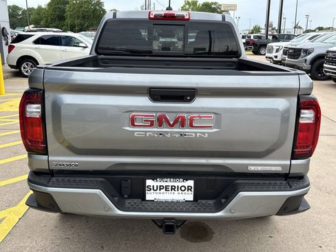 New 2025 GMC Canyon Elevation w/ Convenience Package image 4